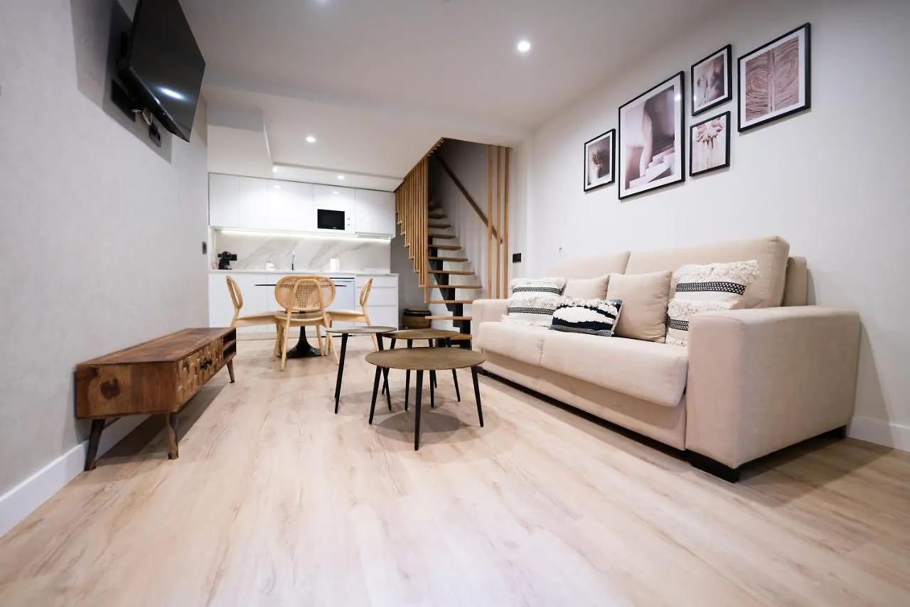 Apartamentos Malaga Premium - Calle San Telmo 0*,  Испания